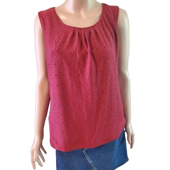 Christopher & Banks Burgandy Eylet tank with lining workwear Sz Petite M - Picture 1 of 11